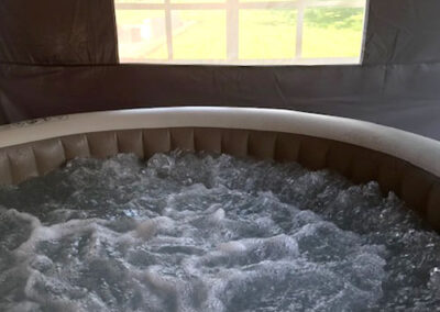 Le Jacuzzi du gîte